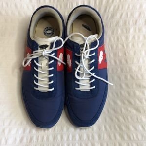 Mens Karhu running shoes. 9.5